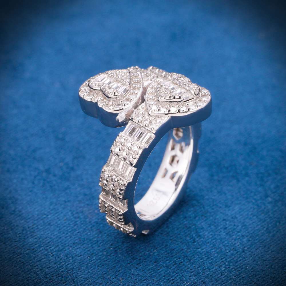 Split Heart Ring VVS1 Moissanite GRA Certified