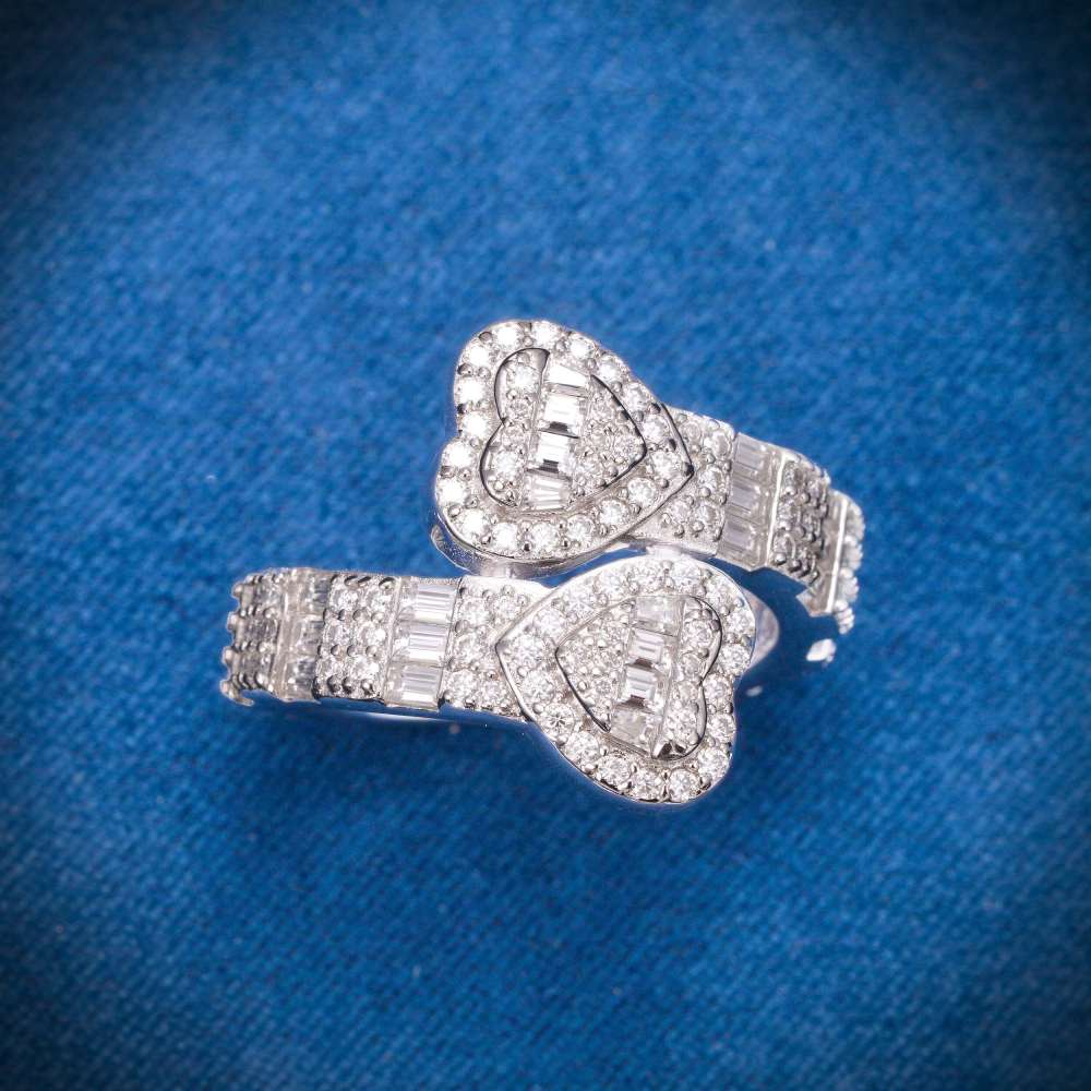 Split Heart Ring VVS1 Moissanite GRA Certified