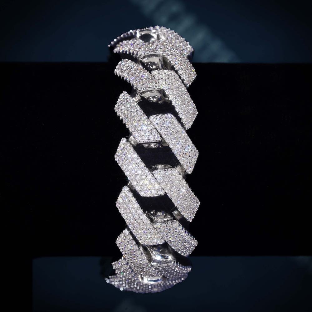 Cuban Link Bracelet VVS1 Moissanite GRA Certified