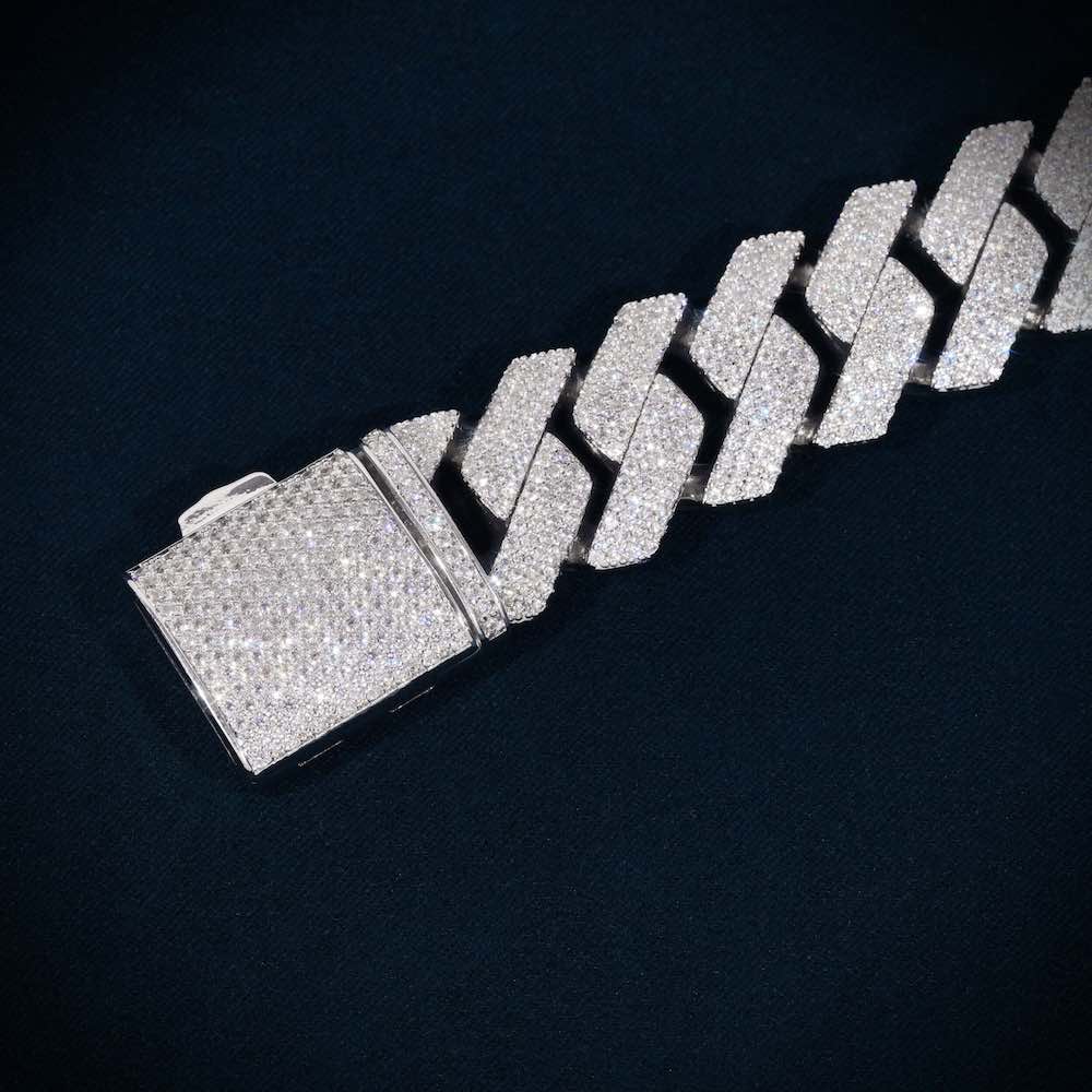 Cuban Link Bracelet VVS1 Moissanite GRA Certified
