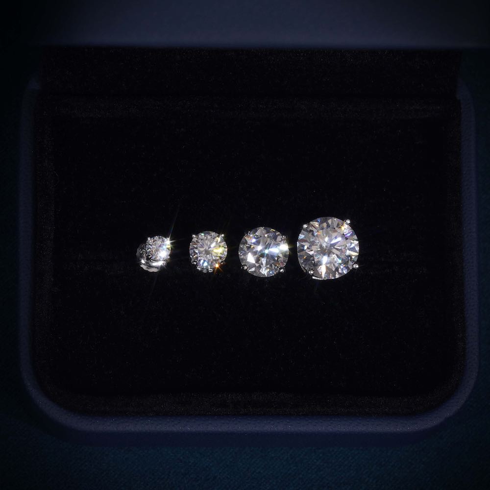 Classic Stud Earrings VVS1 Moissanite GRA Certified