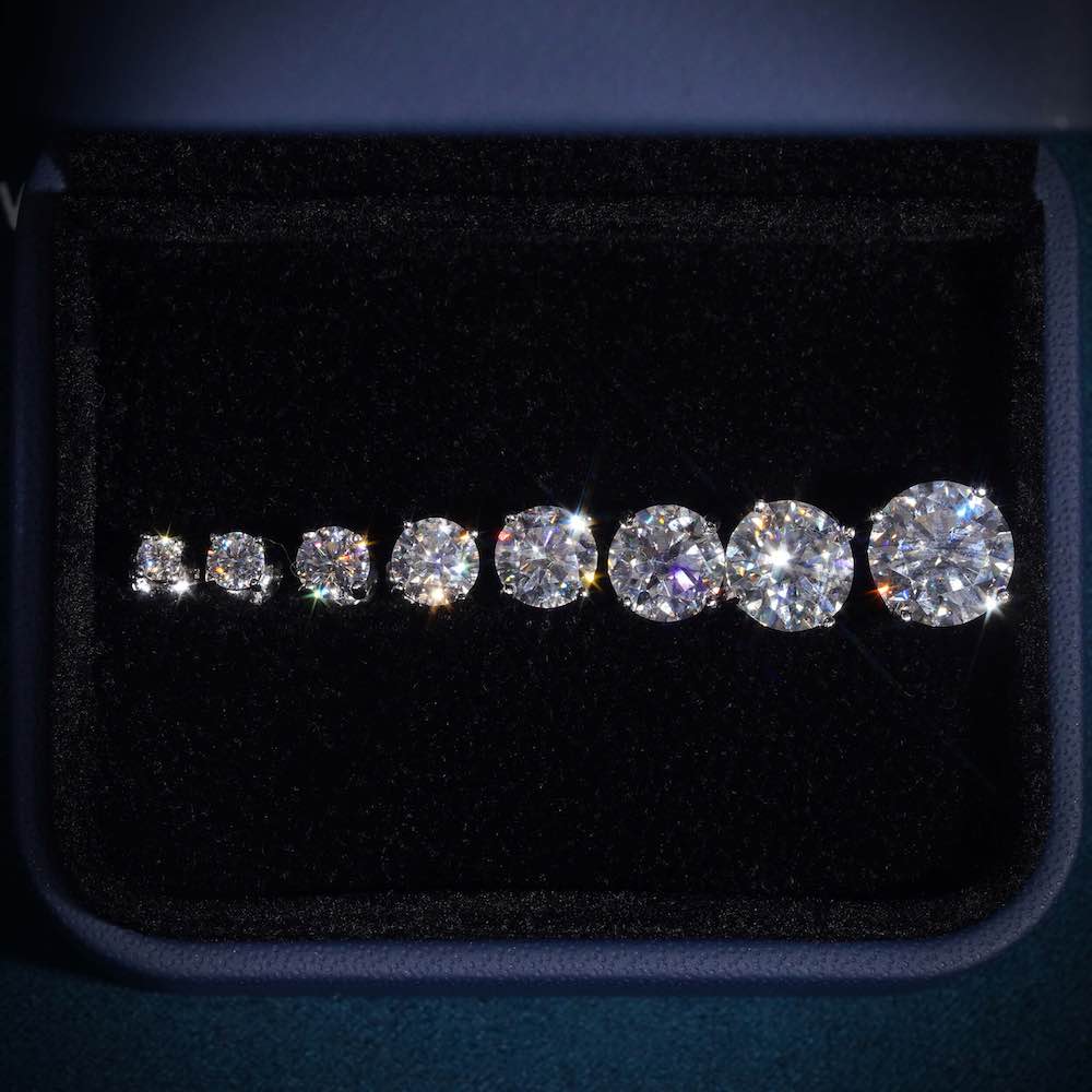 Classic Stud Earrings VVS1 Moissanite GRA Certified