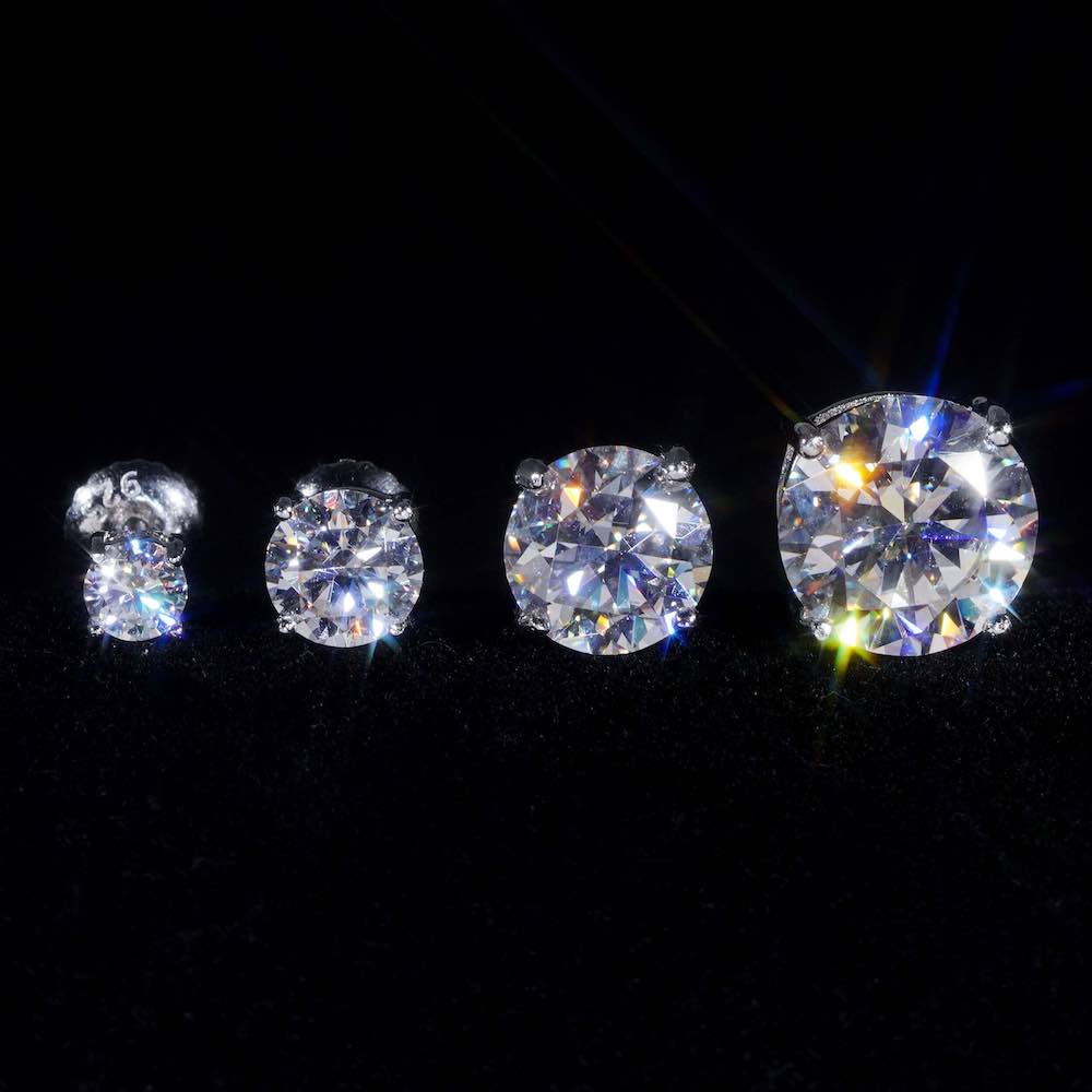Classic Stud Earrings VVS1 Moissanite GRA Certified